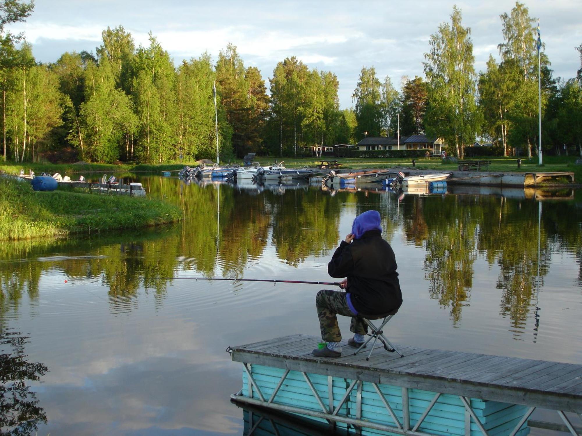 Вилла Karlholm Snatra Stugomrade Karlholmsbruk Экстерьер фото